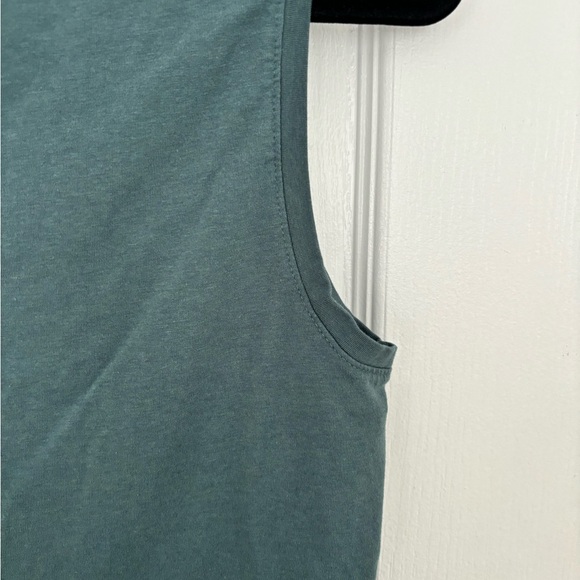 Old Navy Bestee Teal Tank Top (L) - Picture 5 of 6